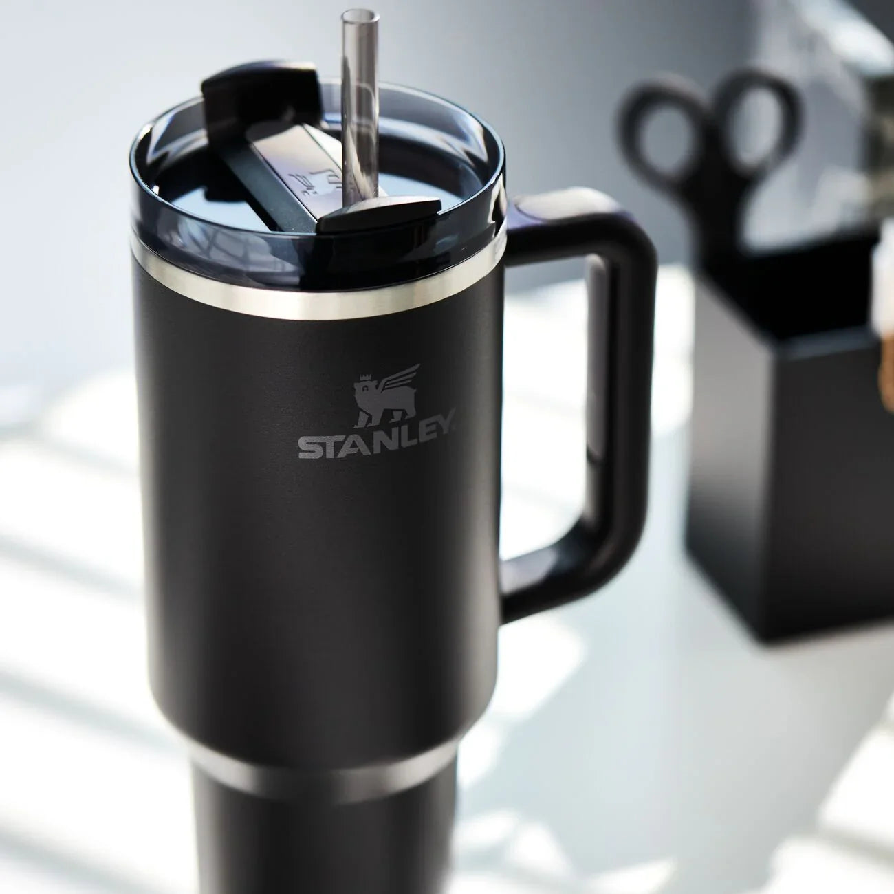 Stanley Quencher H2.0 Flowstate™ Tumbler - Hot/Cold Bottle - Pro Sports | Shop online in Kuwait