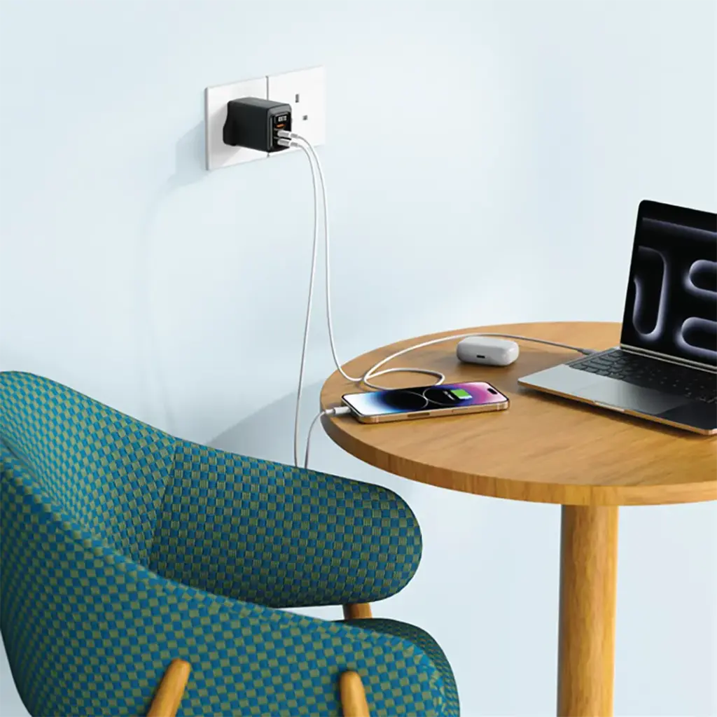 Porodo GaN 100W Multi-Port Wall Charger