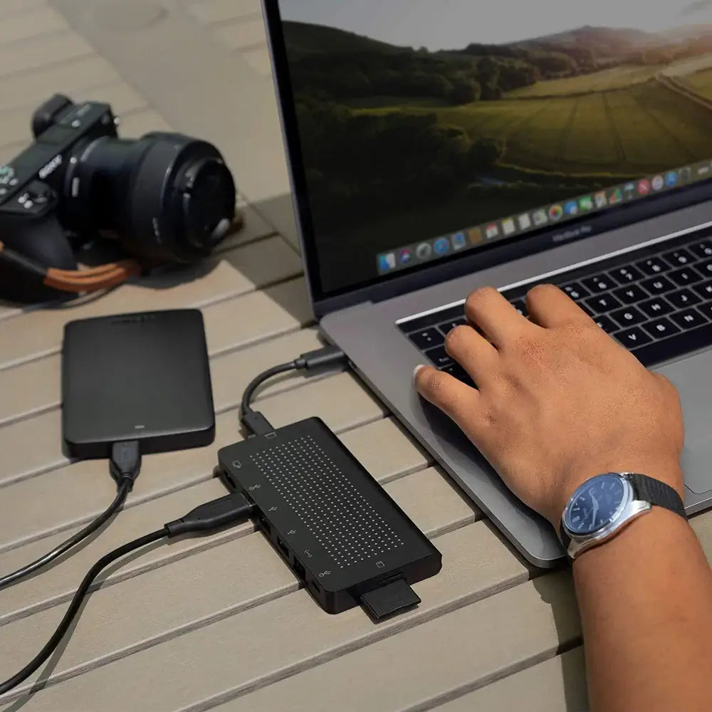 TWELVE SOUTH StayGo USB-C Hub – Matte Black
