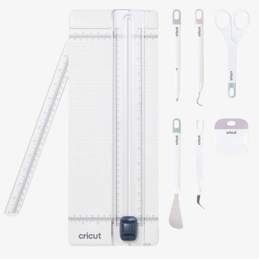 Cricut® Essential Tool Set – 7 Piece Kit