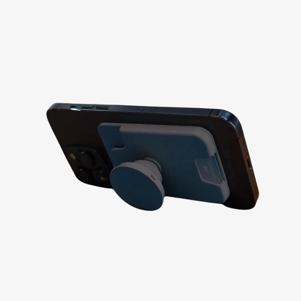 Engage MagSafe Wallet with PopHolder