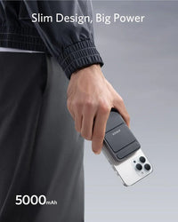 Anker 622 Magnetic 5000mAh MagGo Power Bank with Stand