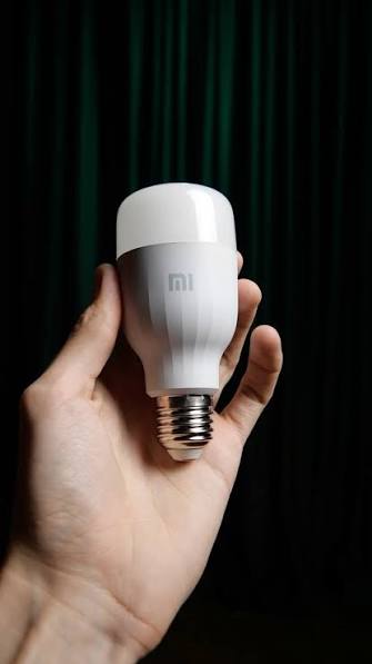 Xiaomi Mi Smart LED Bulb Essential