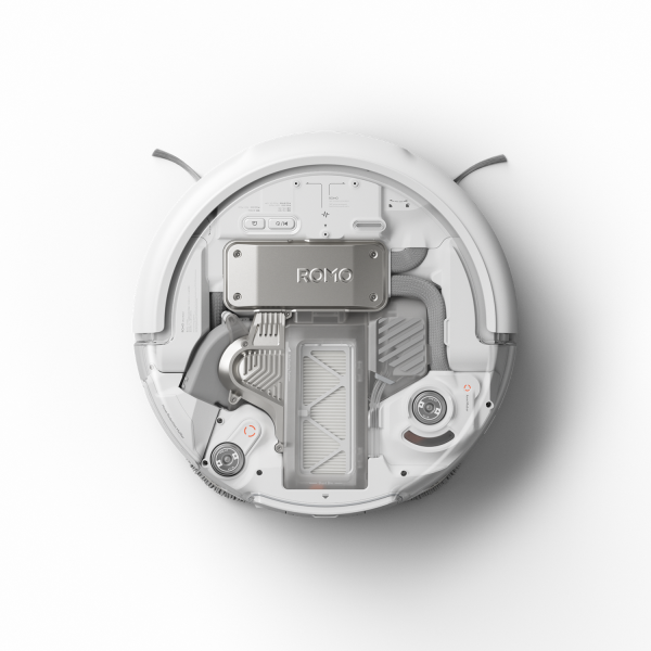 DJI ROMO P Robotic Vacuum Cleaner Water Tank Version