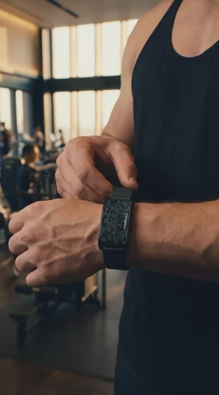 Porodo TrackFit Arc Smart Fitness Tracker with Magnetic Strap
