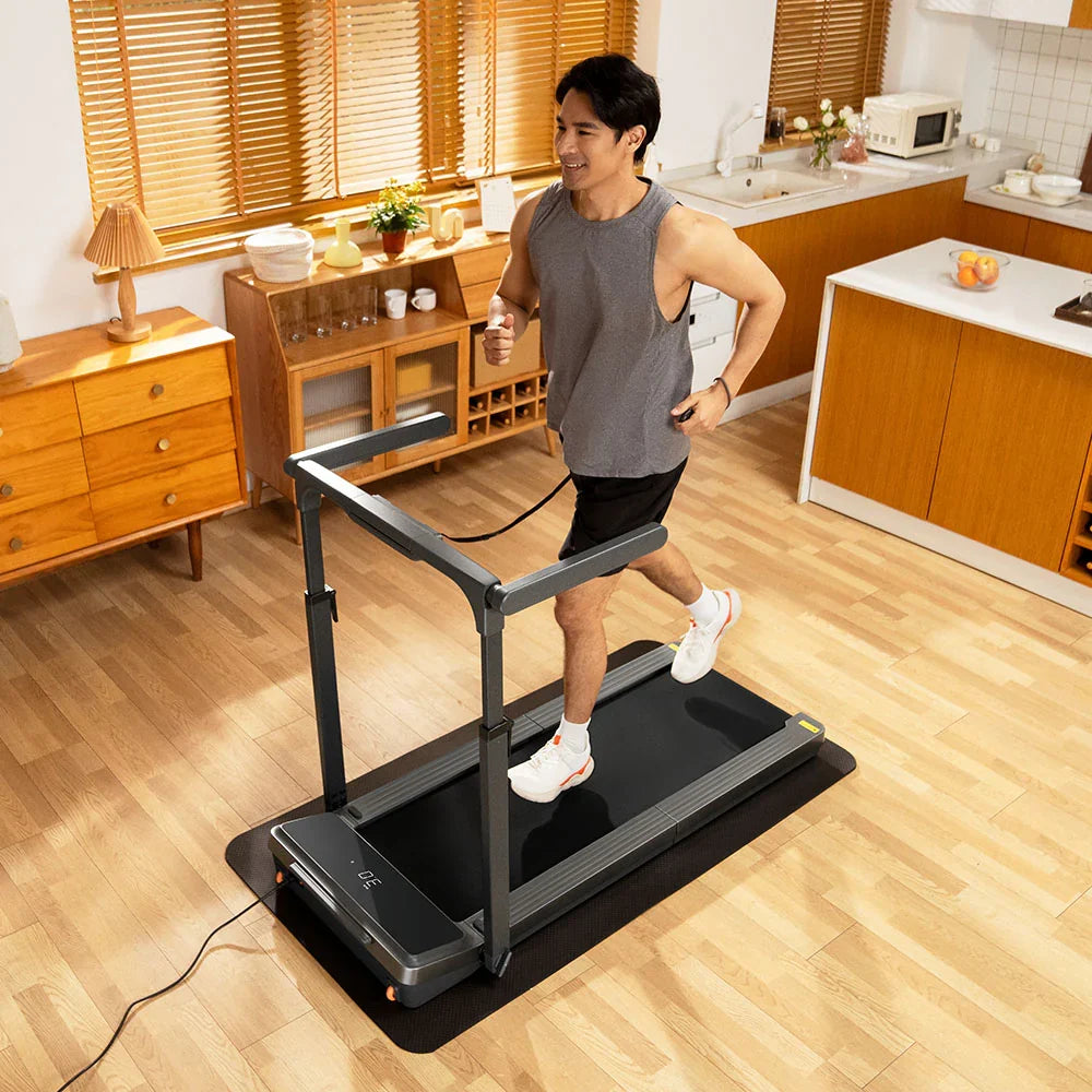 King Smith Foldable Treadmill Z3 Hybrid+ 1 HP detail view - Treadmill | Buy Online in Kuwait | Pro Sports Kuwait